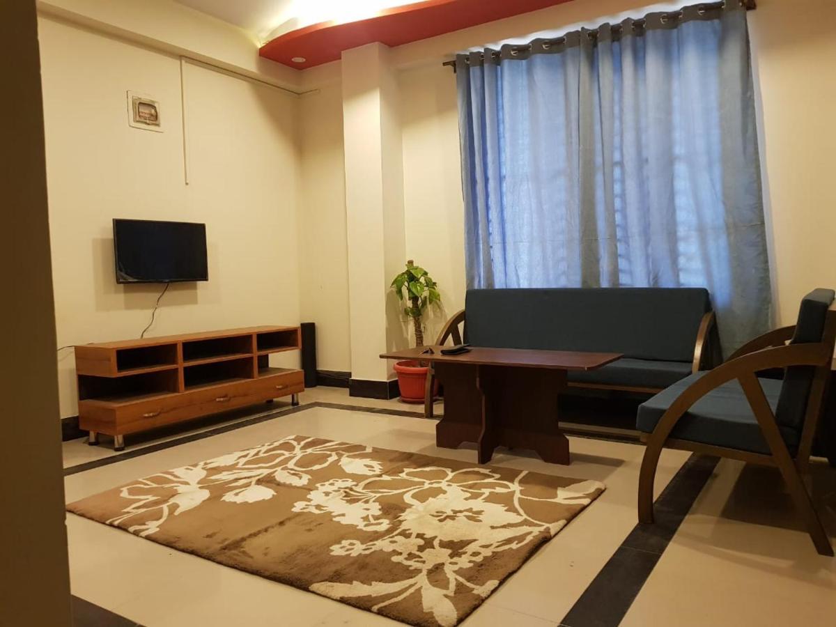 Republika Urban Apartamento Abbottabad Exterior foto