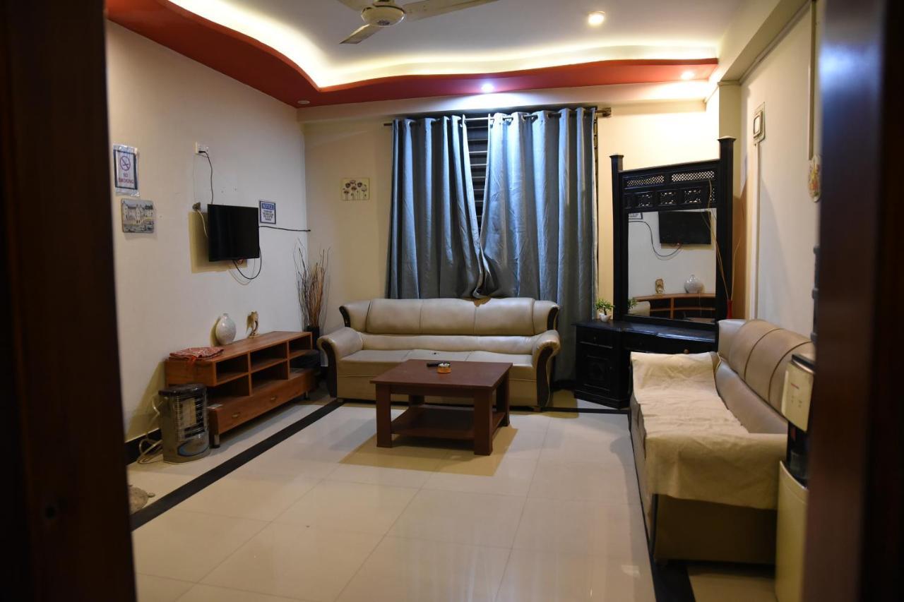 Republika Urban Apartamento Abbottabad Exterior foto