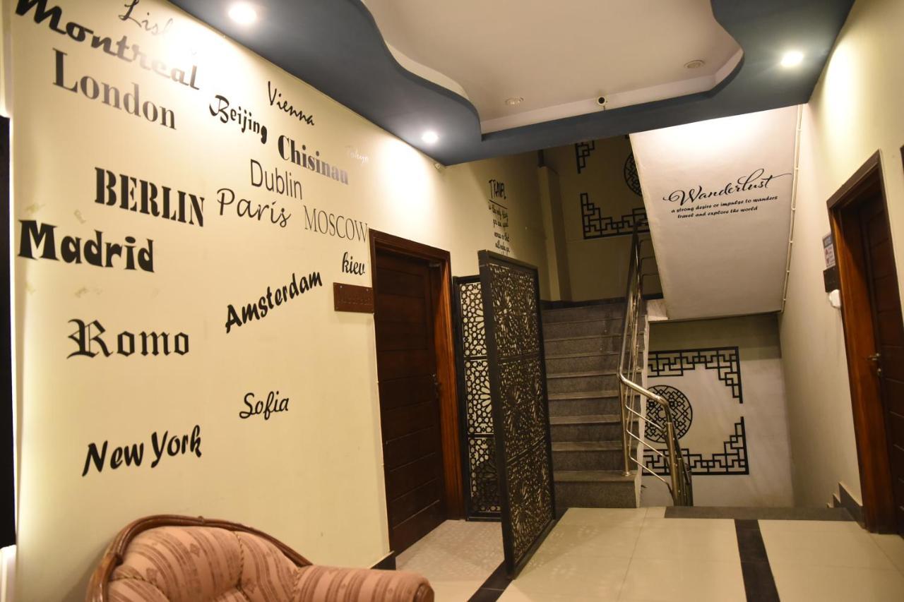 Republika Urban Apartamento Abbottabad Exterior foto