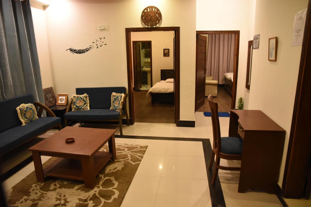 Republika Urban Apartamento Abbottabad Exterior foto